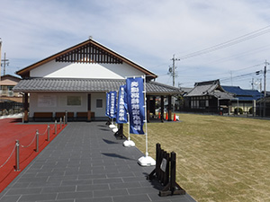 荻須記念美術館